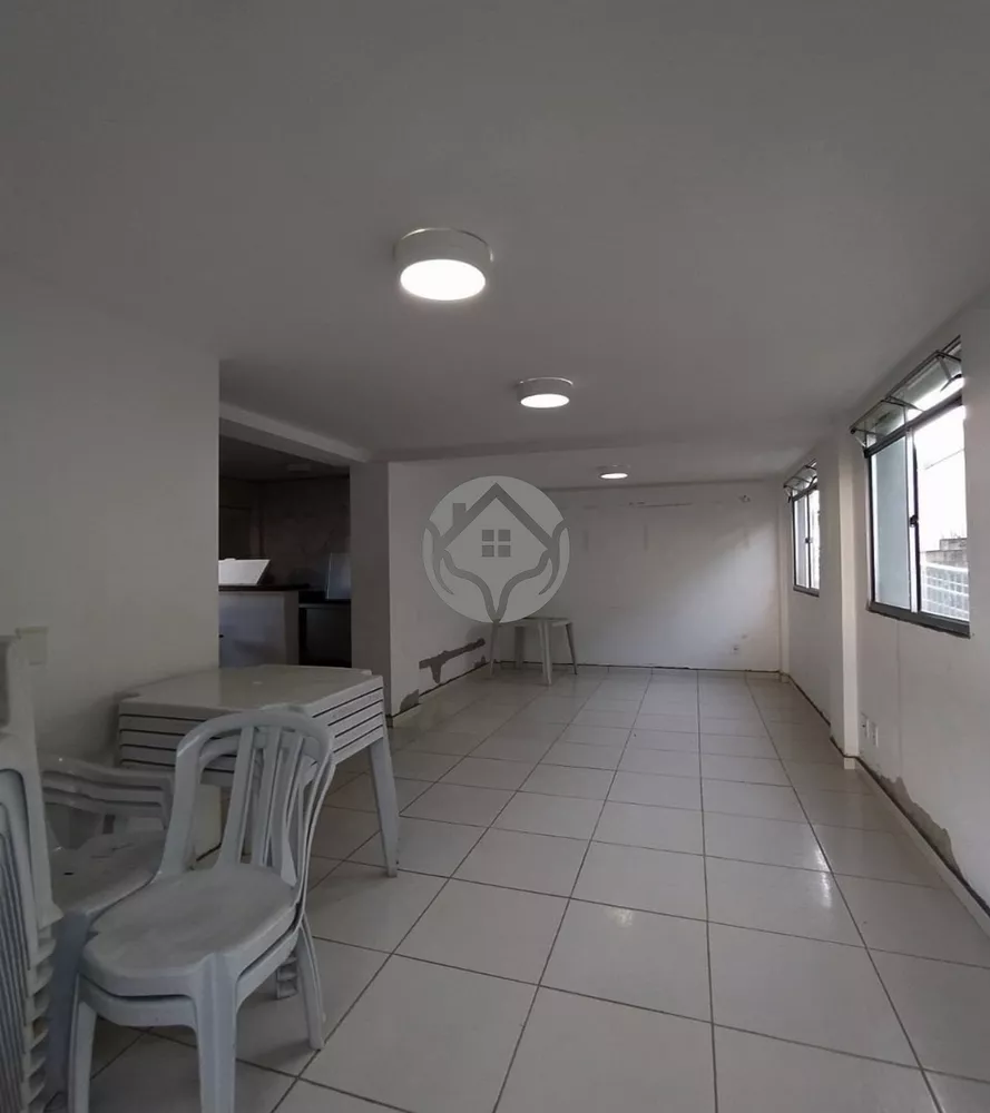 Apartamento à venda com 2 quartos, 50m² - Foto 2