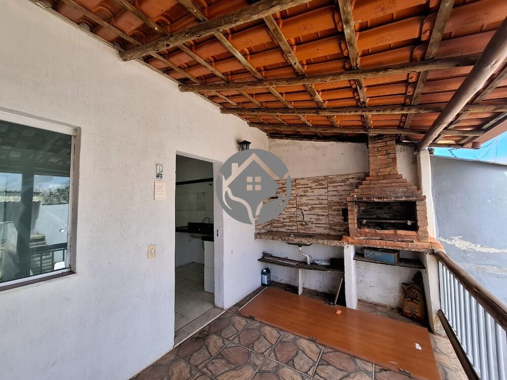 Casa à venda com 3 quartos, 347m² - Foto 11