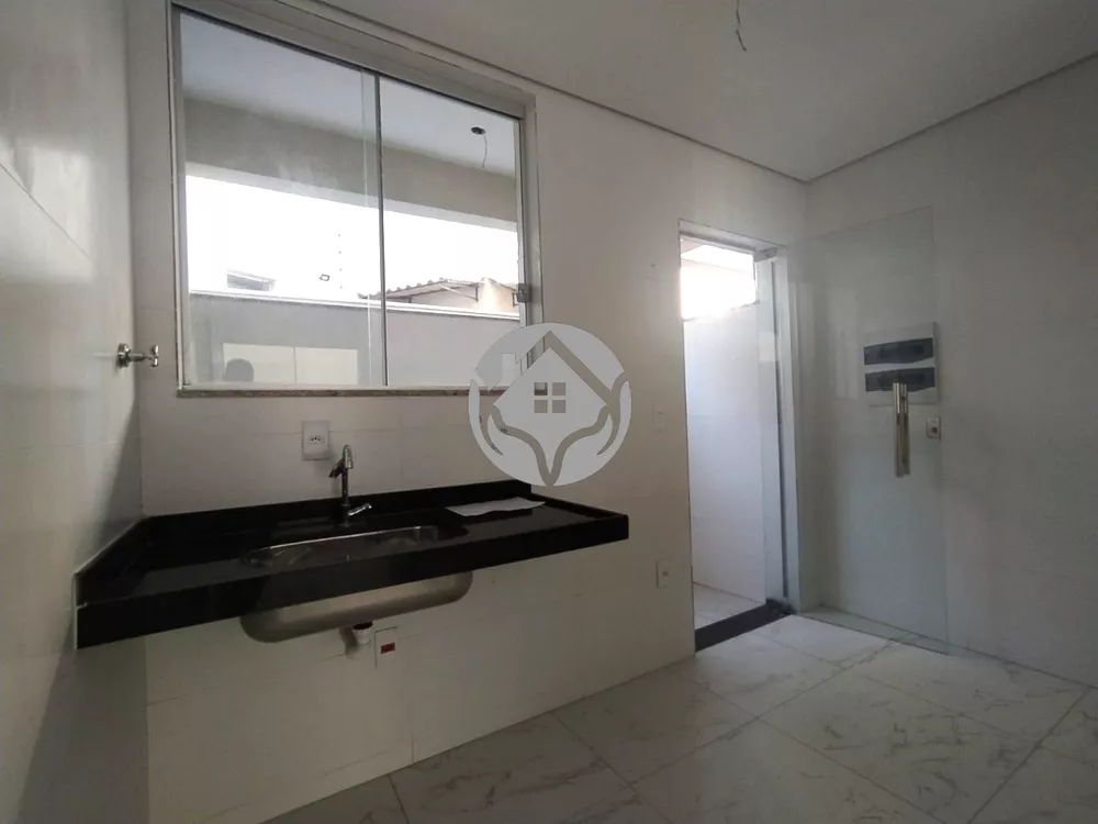 Apartamento à venda com 2 quartos, 70m² - Foto 4