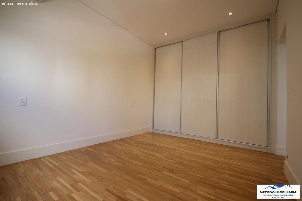 Casa, 3 quartos, 244 m² - Foto 9