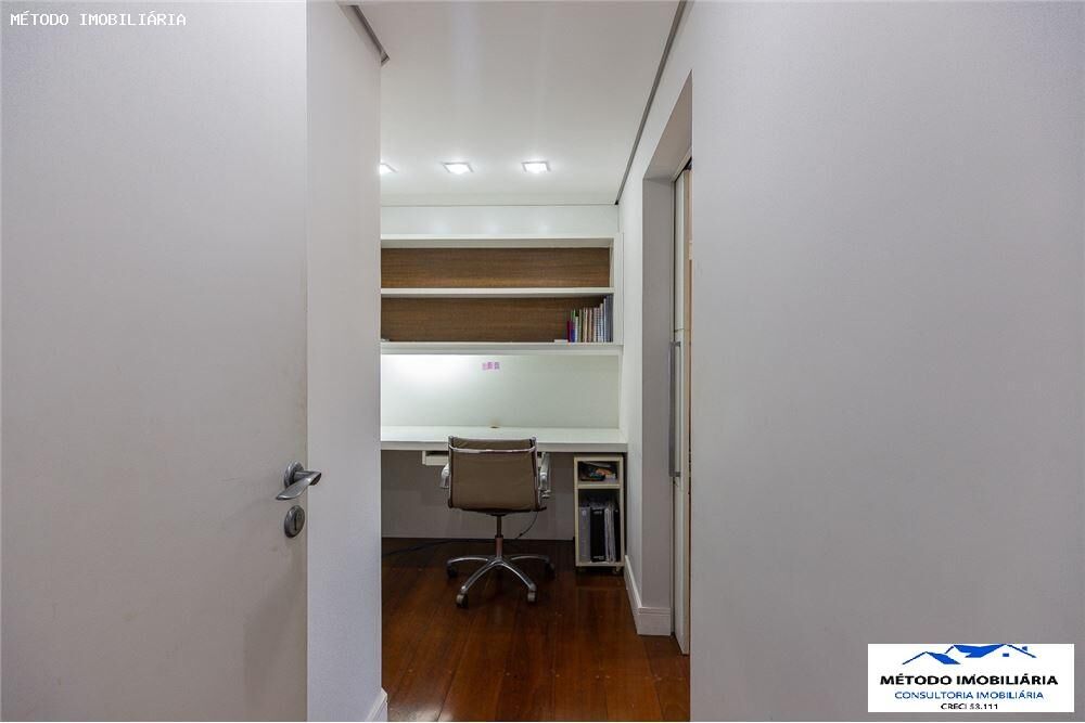 Casa à venda com 3 quartos, 230m² - Foto 6