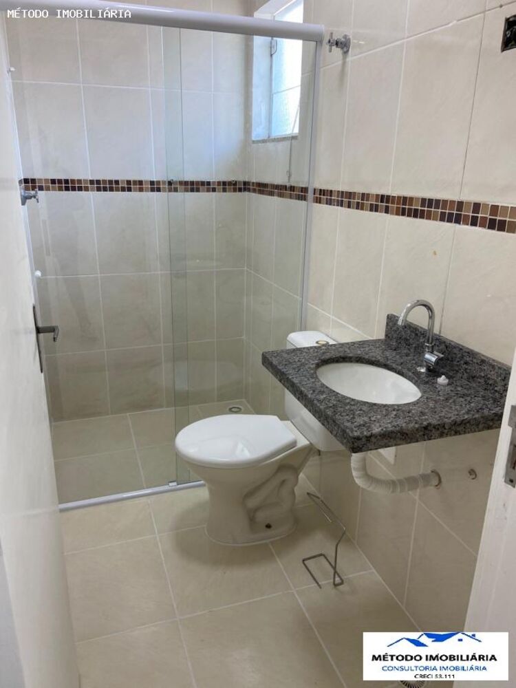 Sobrado à venda com 3 quartos, 114m² - Foto 2