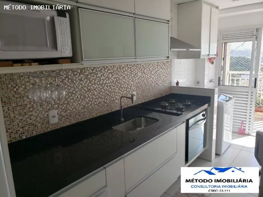 Apartamento à venda com 2 quartos, 68m² - Foto 7