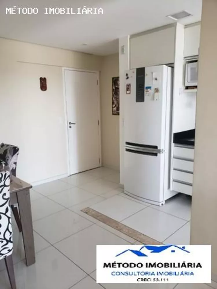 Apartamento à venda com 2 quartos, 68m² - Foto 8