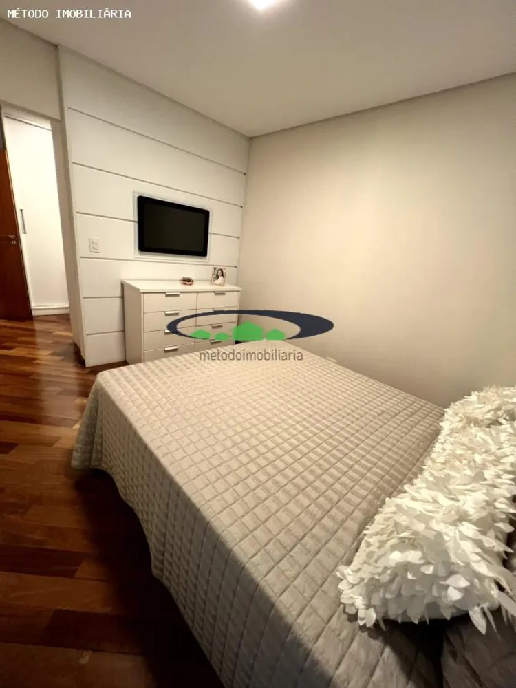 Apartamento, 3 quartos, 155 m² - Foto 1