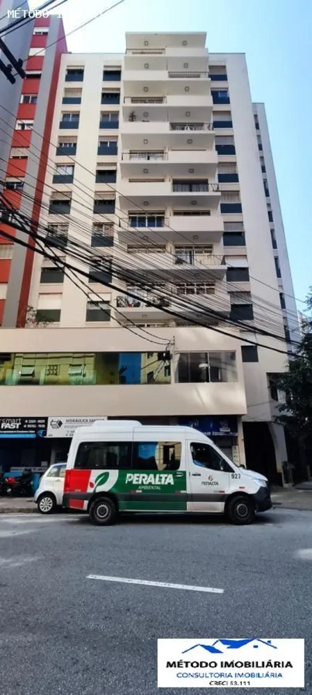 Apartamento, 3 quartos, 140 m² - Foto 1
