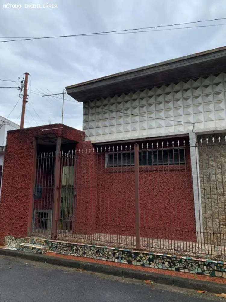 Casa, 4 quartos, 180 m² - Foto 1