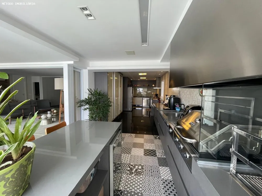 Apartamento, 3 quartos, 234 m² - Foto 9