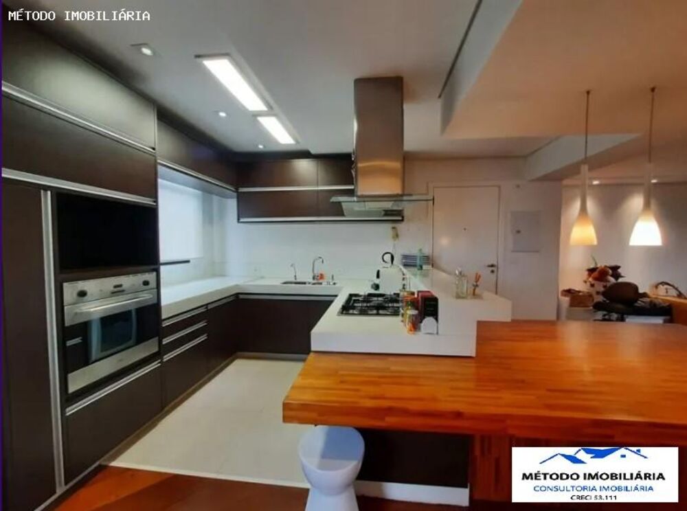 Apartamento à venda com 3 quartos, 139m² - Foto 5