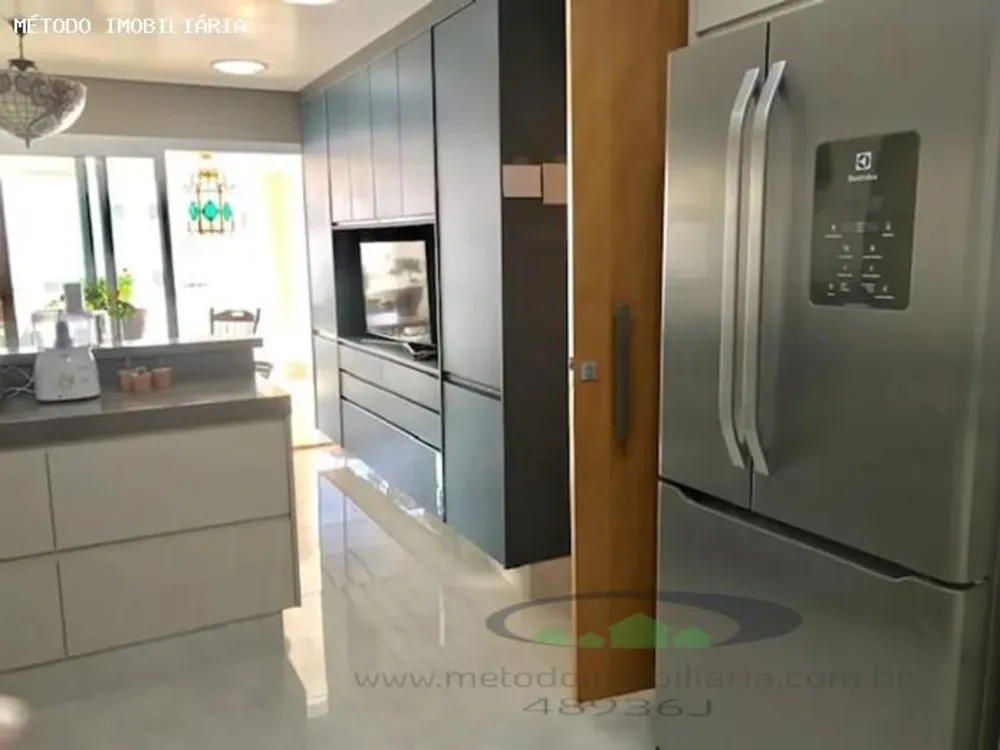 Casa, 3 quartos, 234 m² - Foto 6