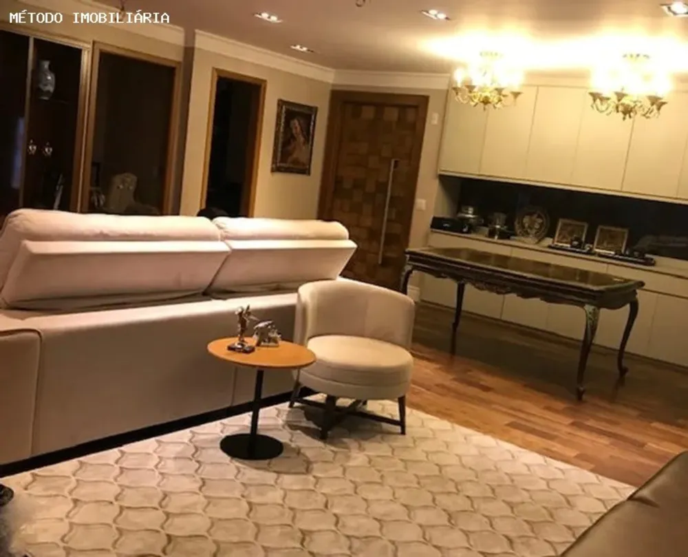 Casa, 3 quartos, 234 m² - Foto 4