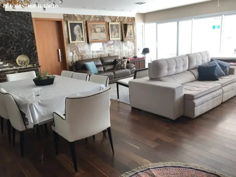 Casa, 3 quartos, 234 m² - Foto 2