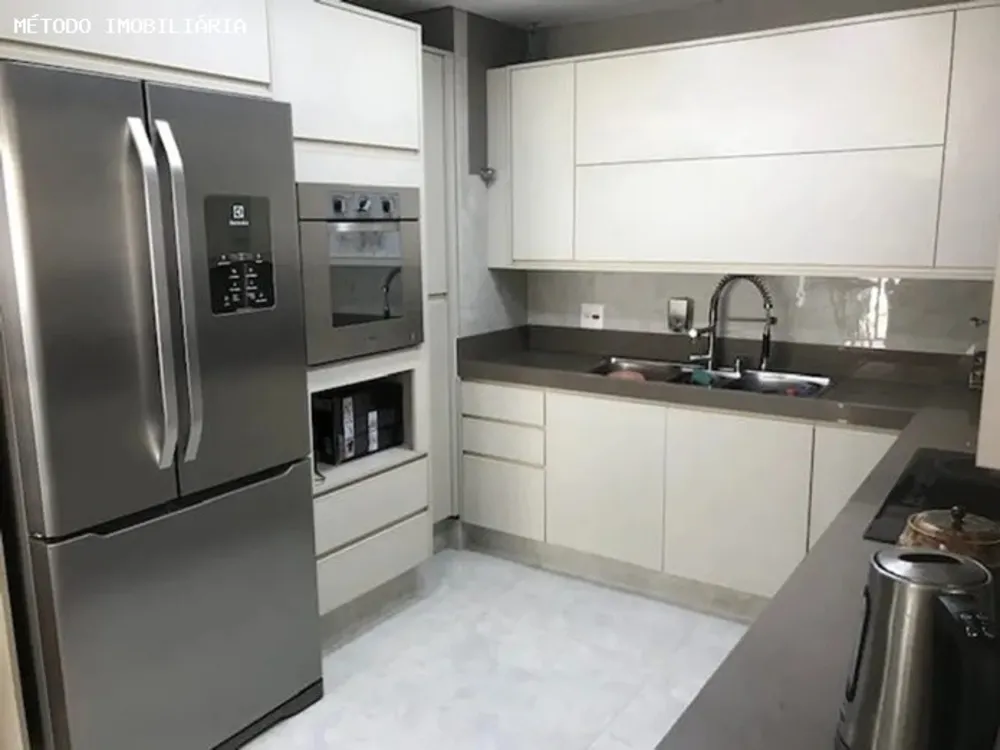Casa, 3 quartos, 234 m² - Foto 9