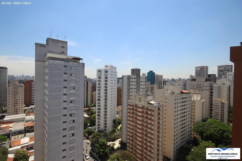 Casa à venda com 3 quartos, 314m² - Foto 9