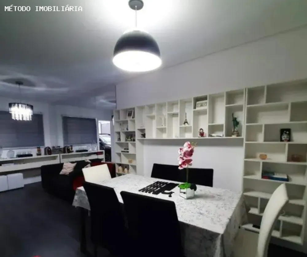 Sobrado, 3 quartos, 105 m² - Foto 1