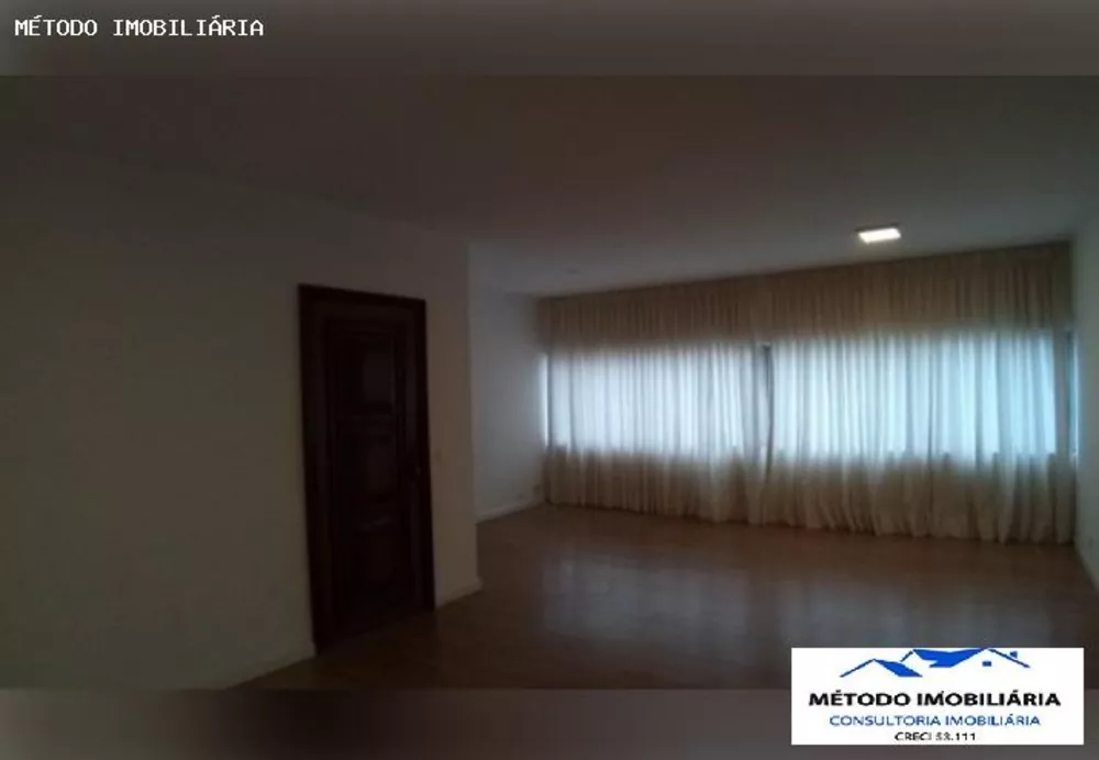 Apartamento à venda com 4 quartos, 158m² - Foto 2