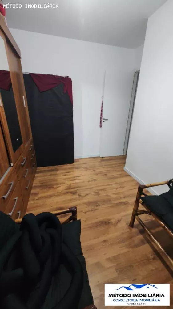 Apartamento à venda com 2 quartos, 42m² - Foto 2