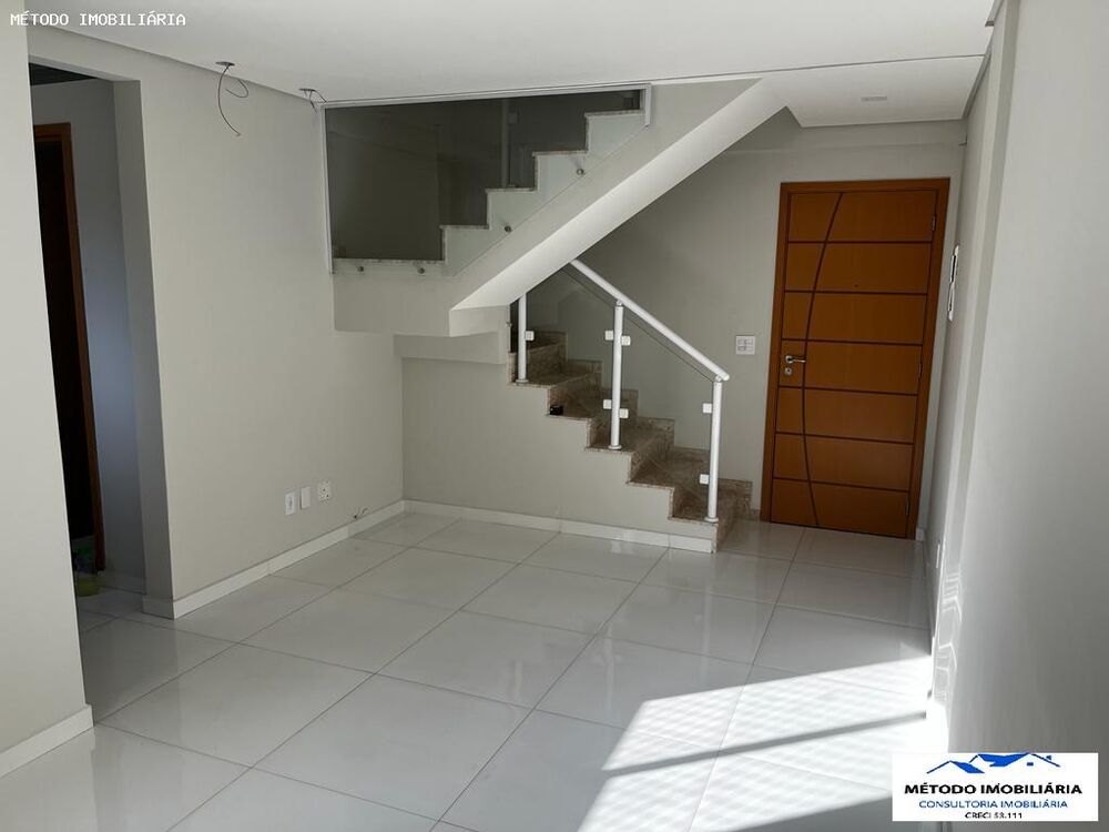 Cobertura à venda com 2 quartos, 99m² - Foto 1