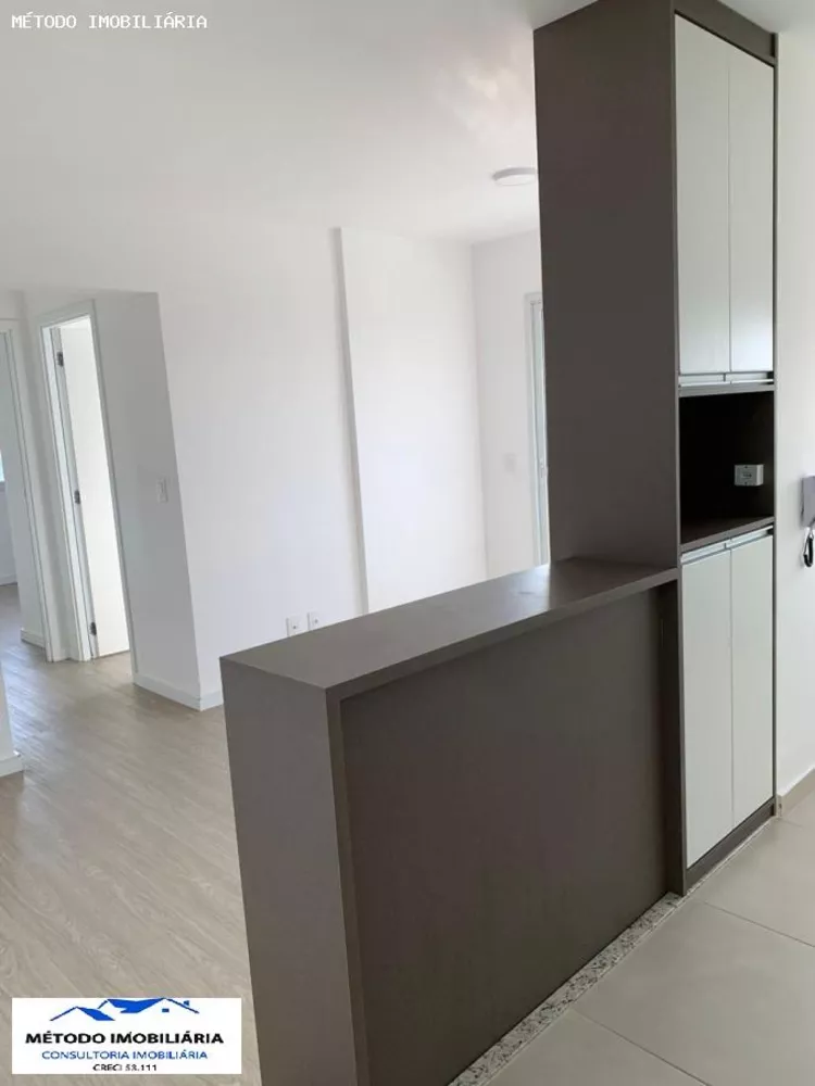 Apartamento à venda com 2 quartos, 47m² - Foto 4