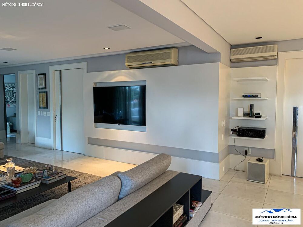 Casa à venda com 3 quartos, 292m² - Foto 2