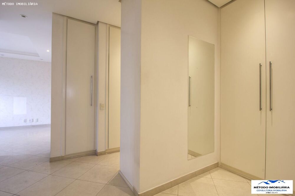 Casa, 4 quartos, 244 m² - Foto 1
