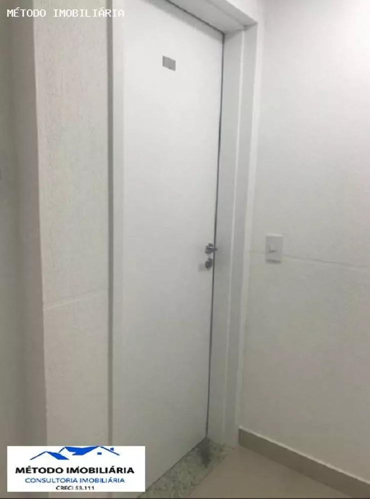 Apartamento à venda com 2 quartos, 47m² - Foto 2