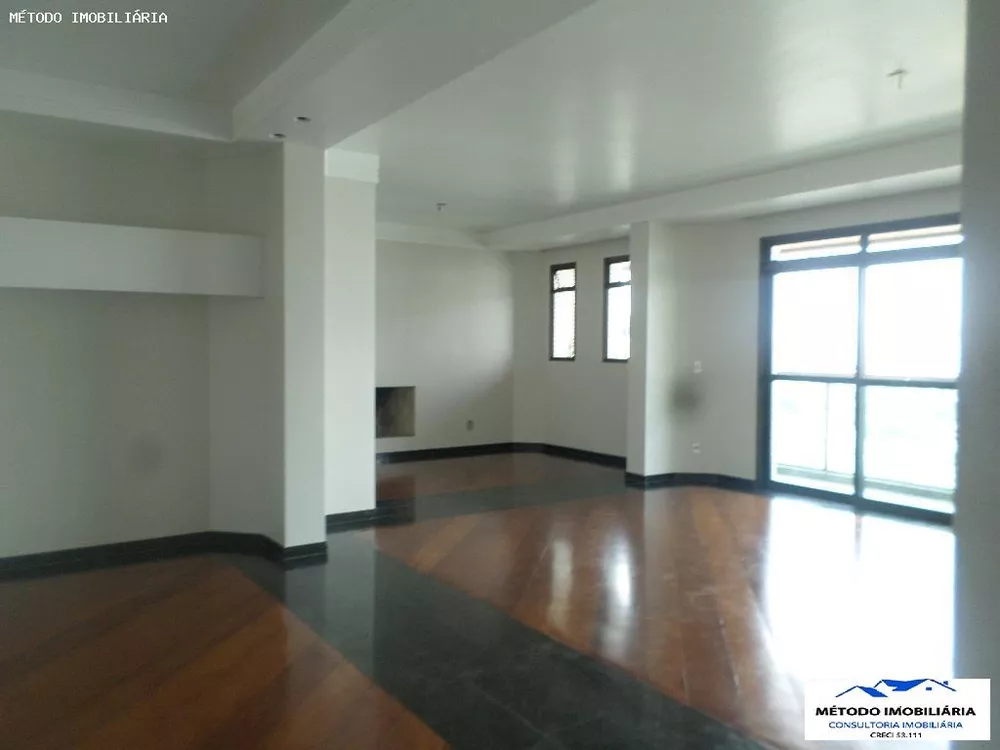 Casa à venda, 290m² - Foto 1