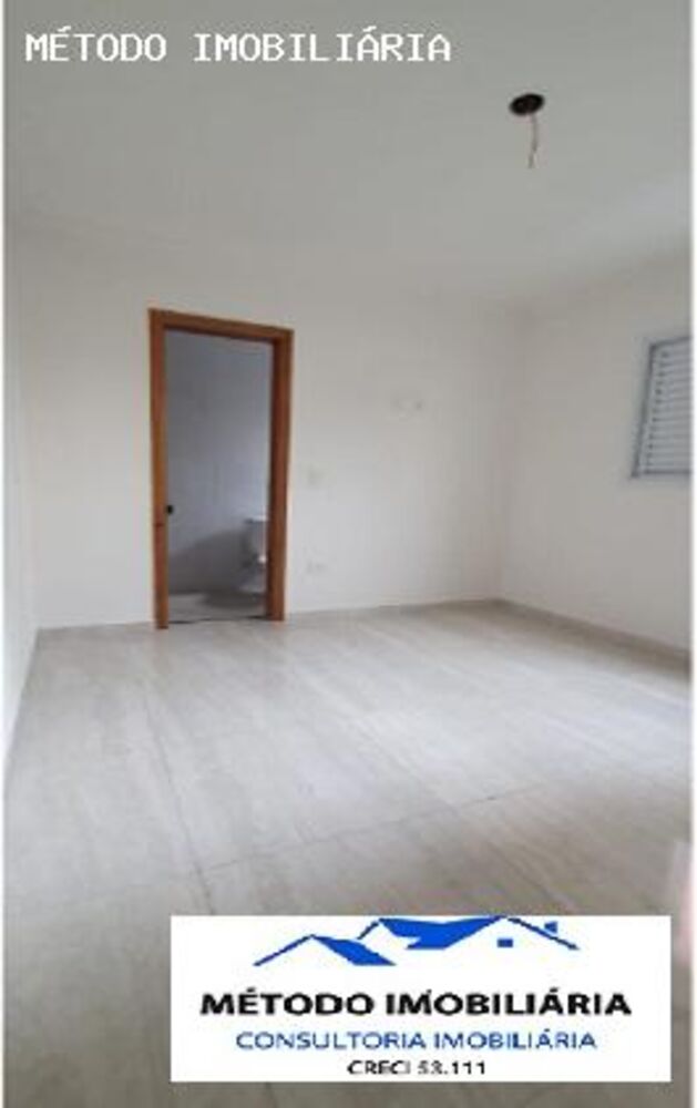 Sobrado à venda com 2 quartos, 128m² - Foto 4
