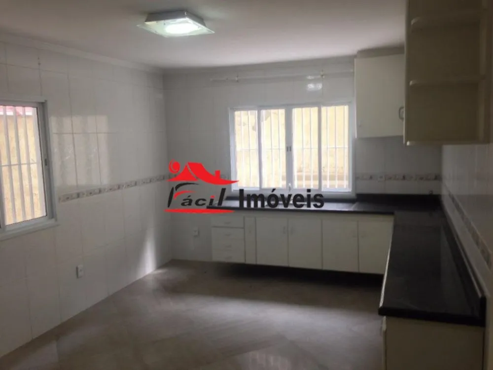 Sobrado, 4 quartos, 180 m² - Foto 1