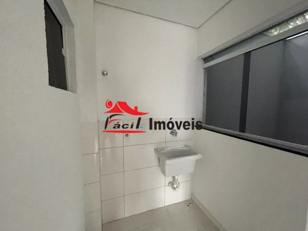 Apartamento à venda com 2 quartos, 35m² - Foto 9