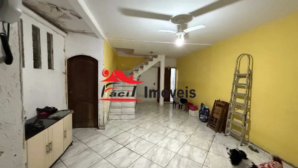 Casa, 3 quartos, 220 m² - Foto 2