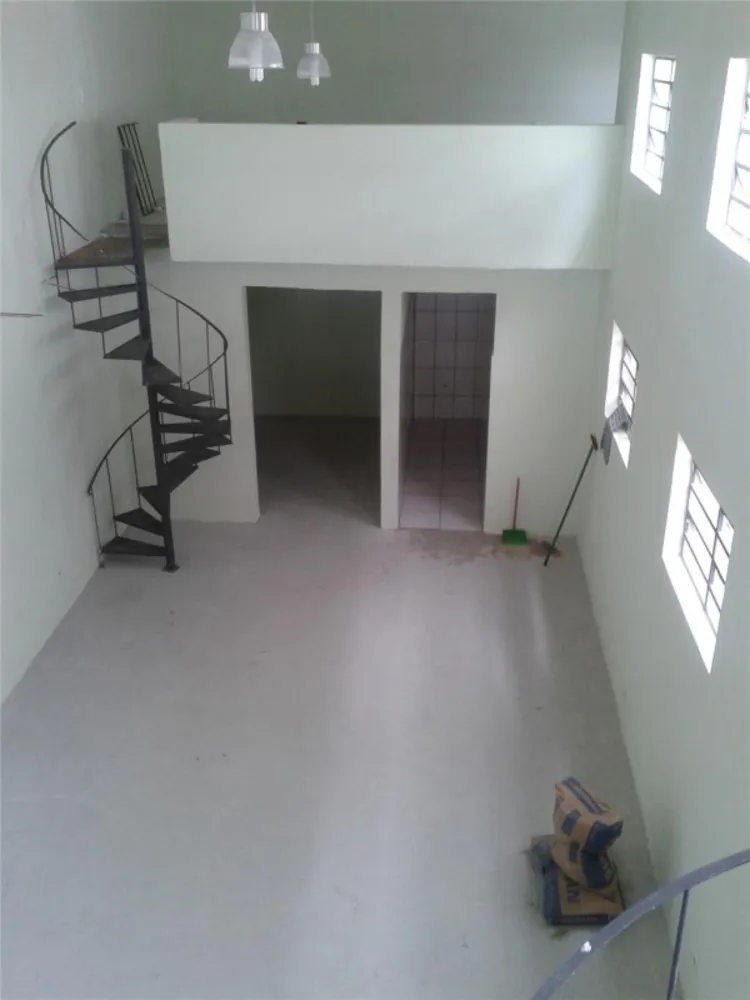 Prédio Inteiro - Foto 1