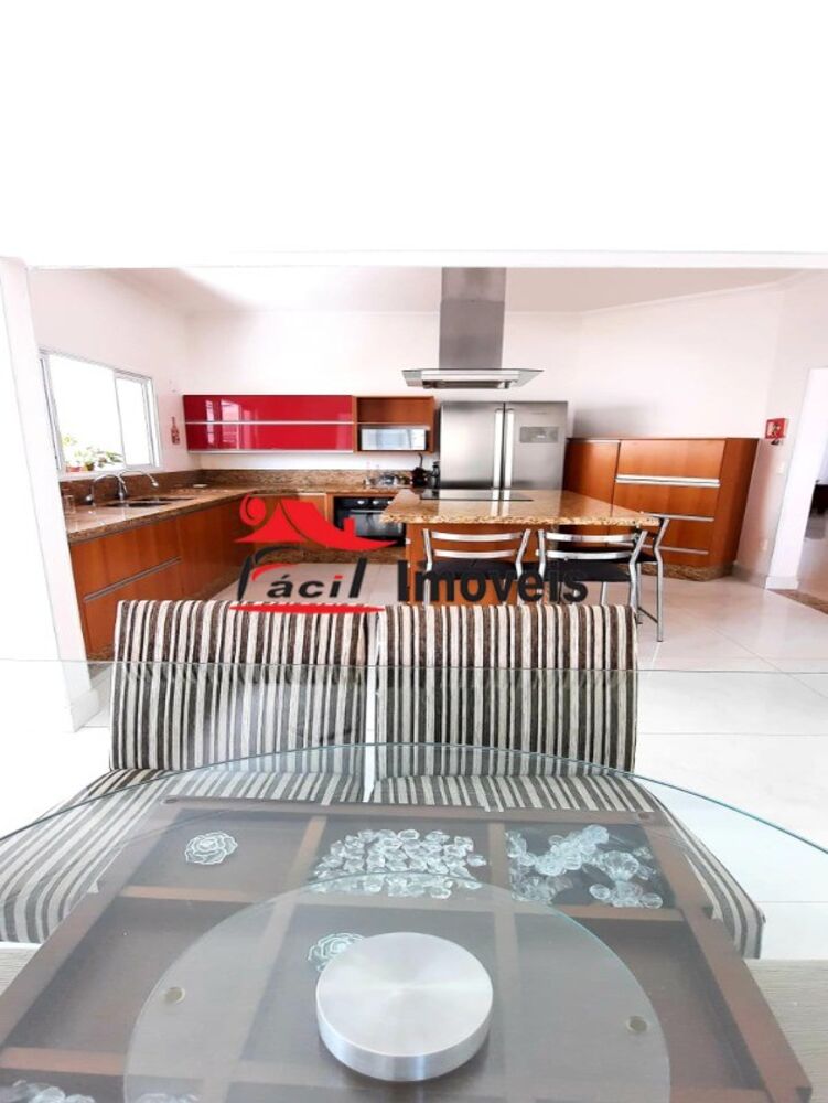 Casa, 4 quartos, 300 m² - Foto 4