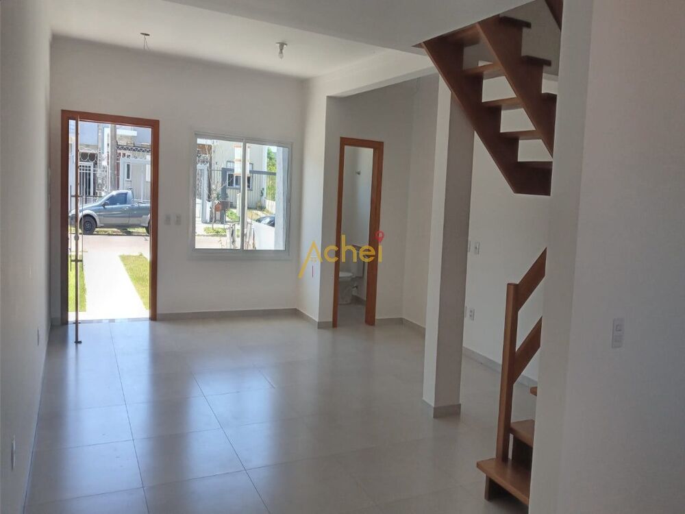 Casa à venda com 3 quartos, 127m² - Foto 1