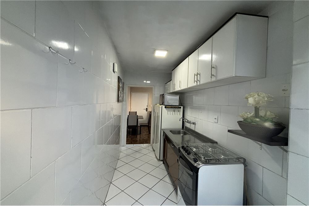 Apartamento à venda com 1 quarto, 47m² - Foto 11