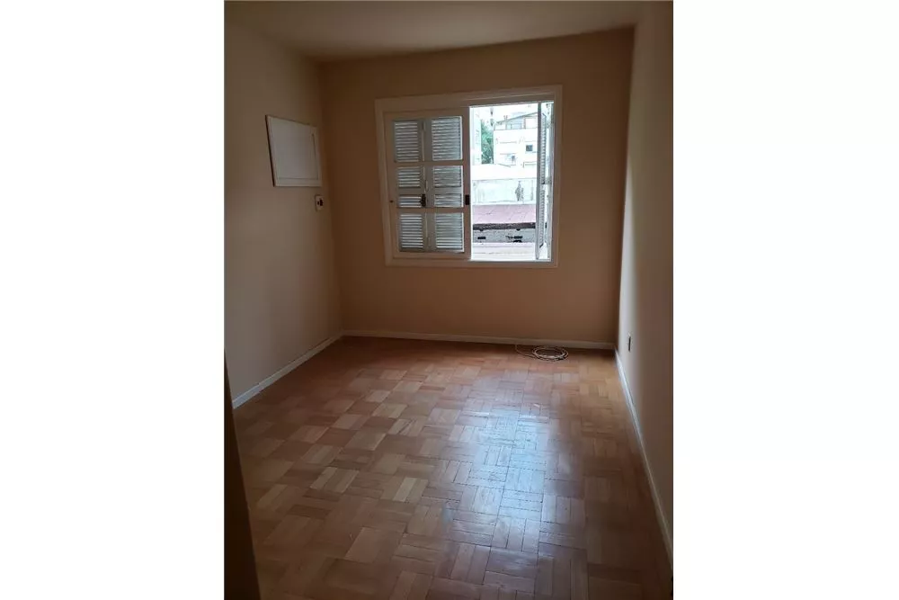 Apartamento à venda com 2 quartos, 84m² - Foto 3