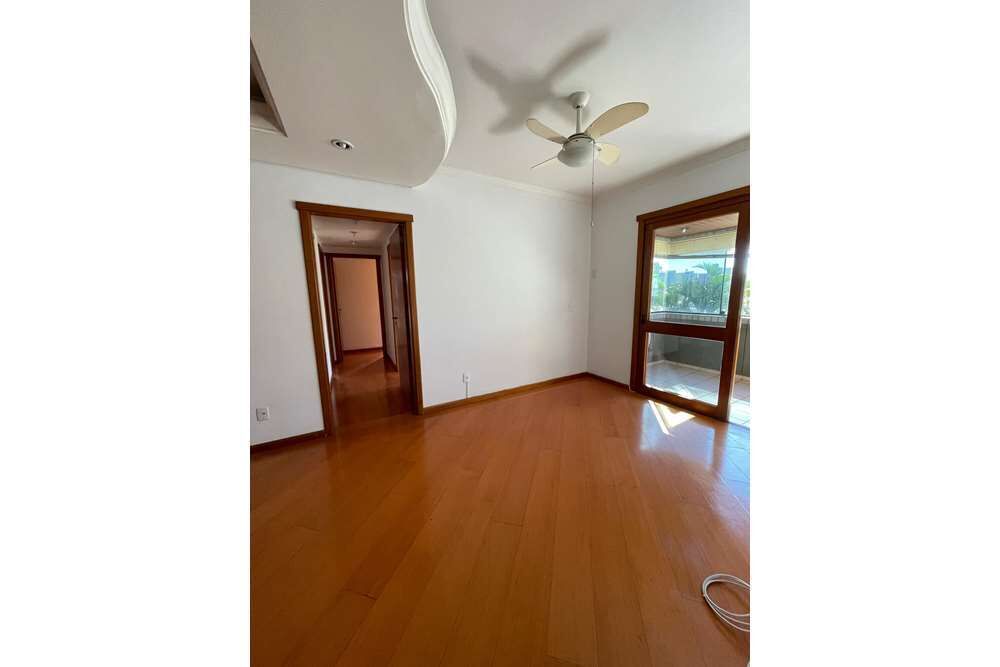 Apartamento à venda com 3 quartos, 95m² - Foto 8