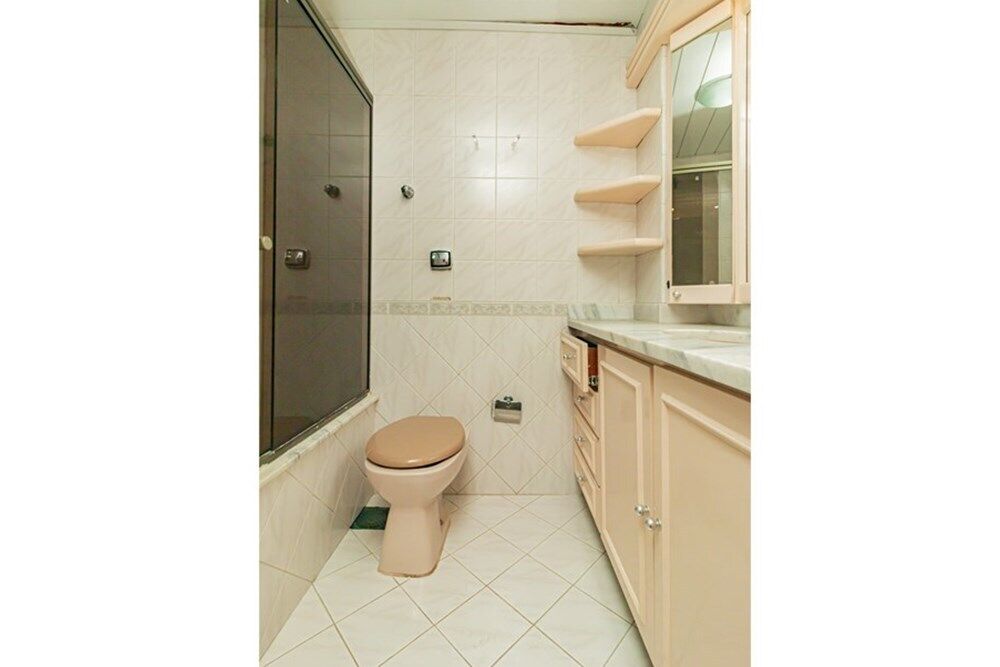 Apartamento à venda com 2 quartos, 94m² - Foto 2