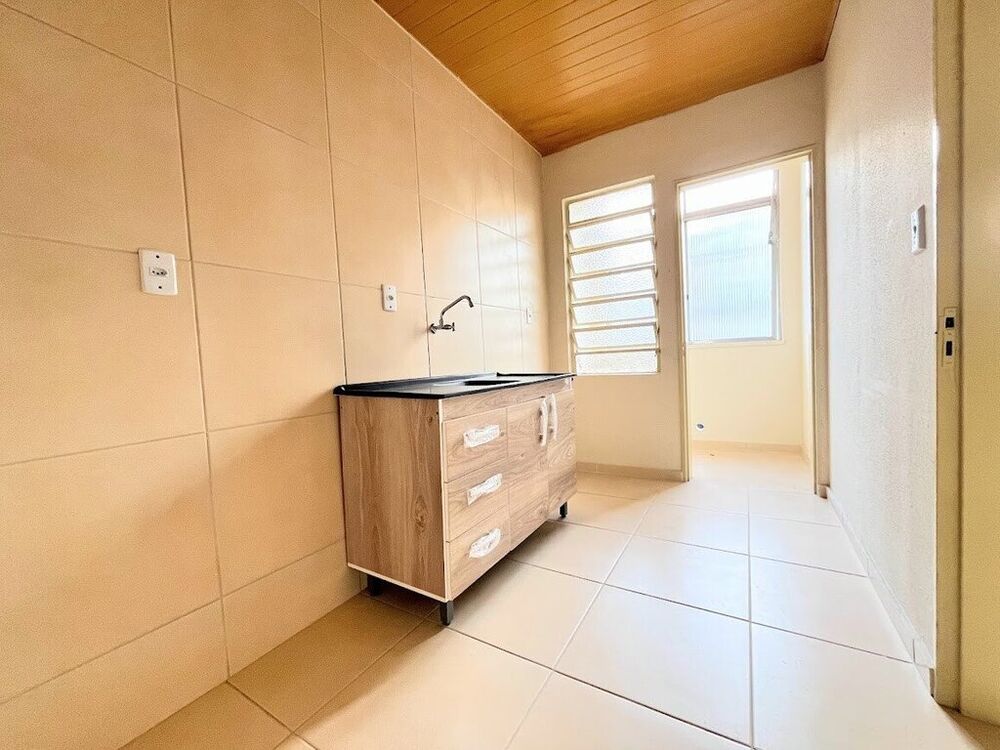 Apartamento à venda com 1 quarto, 39m² - Foto 2