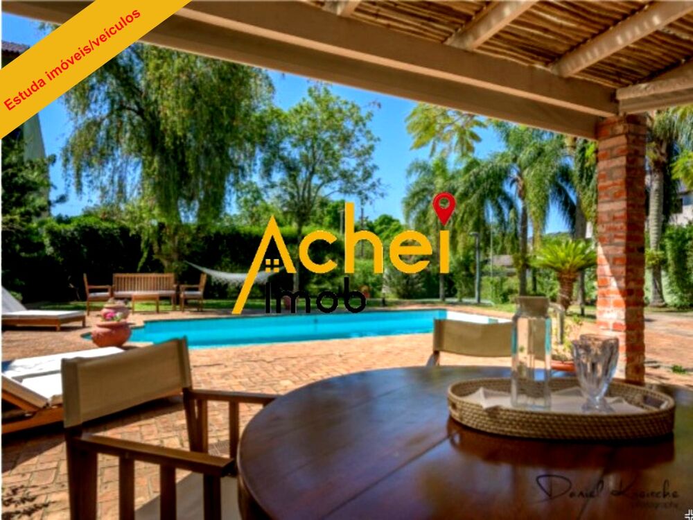 Casa, 5 quartos, 418 m² - Foto 1