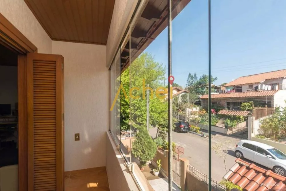 Casa à venda com 4 quartos, 270m² - Foto 2