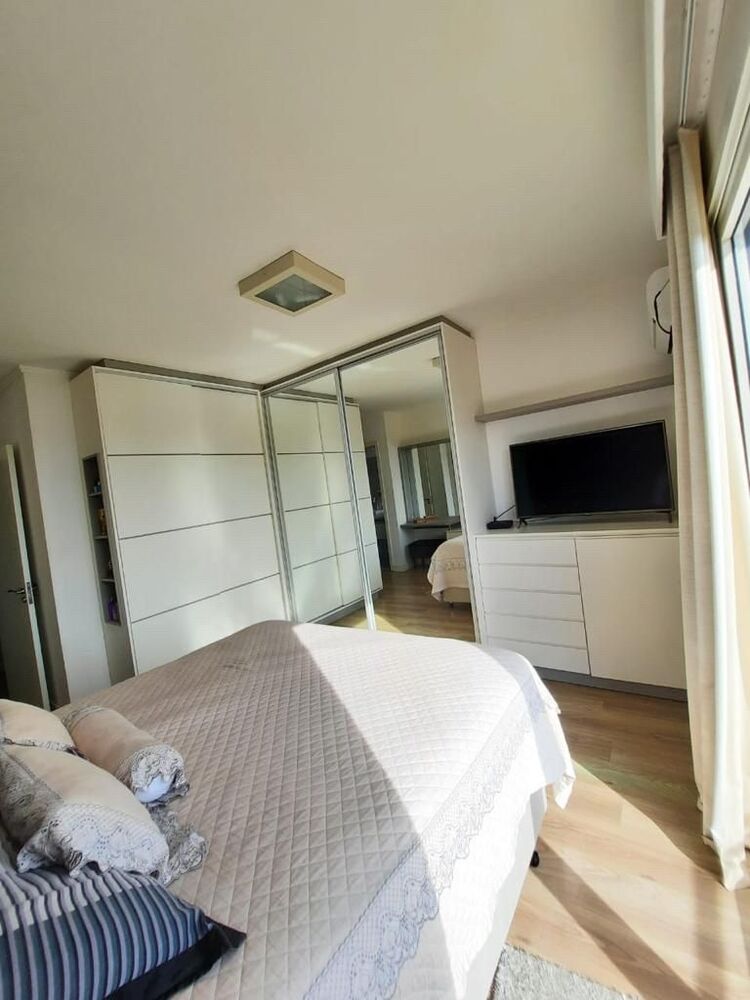 Casa à venda com 3 quartos, 165m² - Foto 4