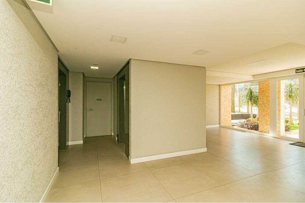 Apartamento à venda com 2 quartos, 66m² - Foto 3