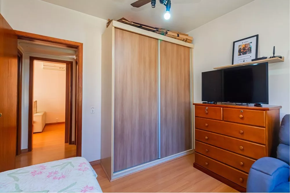 Apartamento à venda com 2 quartos, 67m² - Foto 10