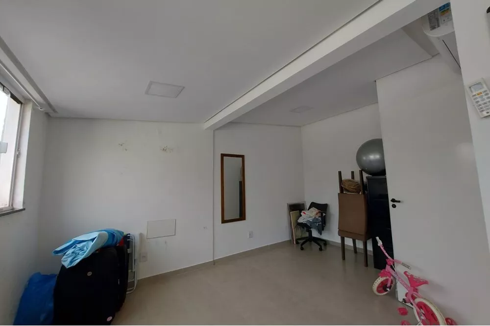 Cobertura à venda com 3 quartos, 211m² - Foto 2