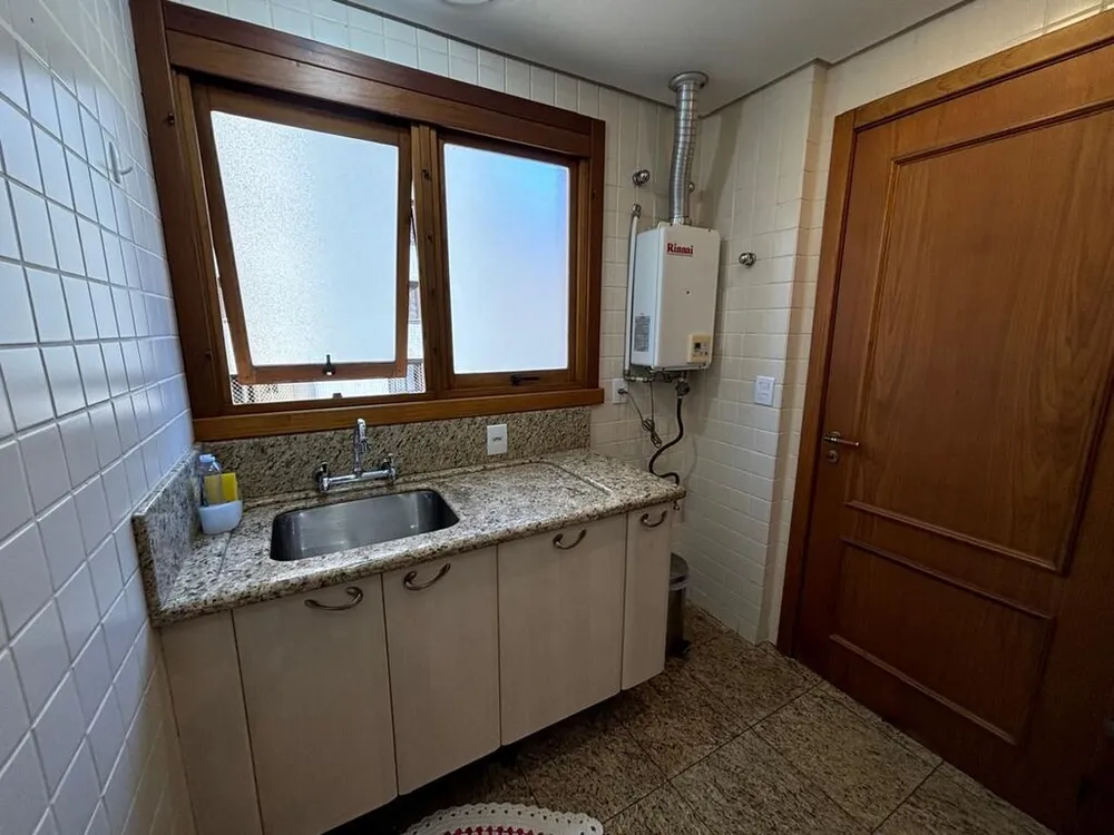 Apartamento, 4 quartos, 253 m² - Foto 1
