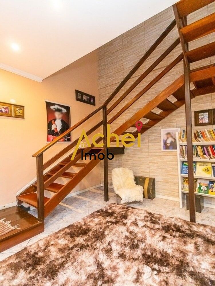 Casa à venda com 4 quartos, 245m² - Foto 3