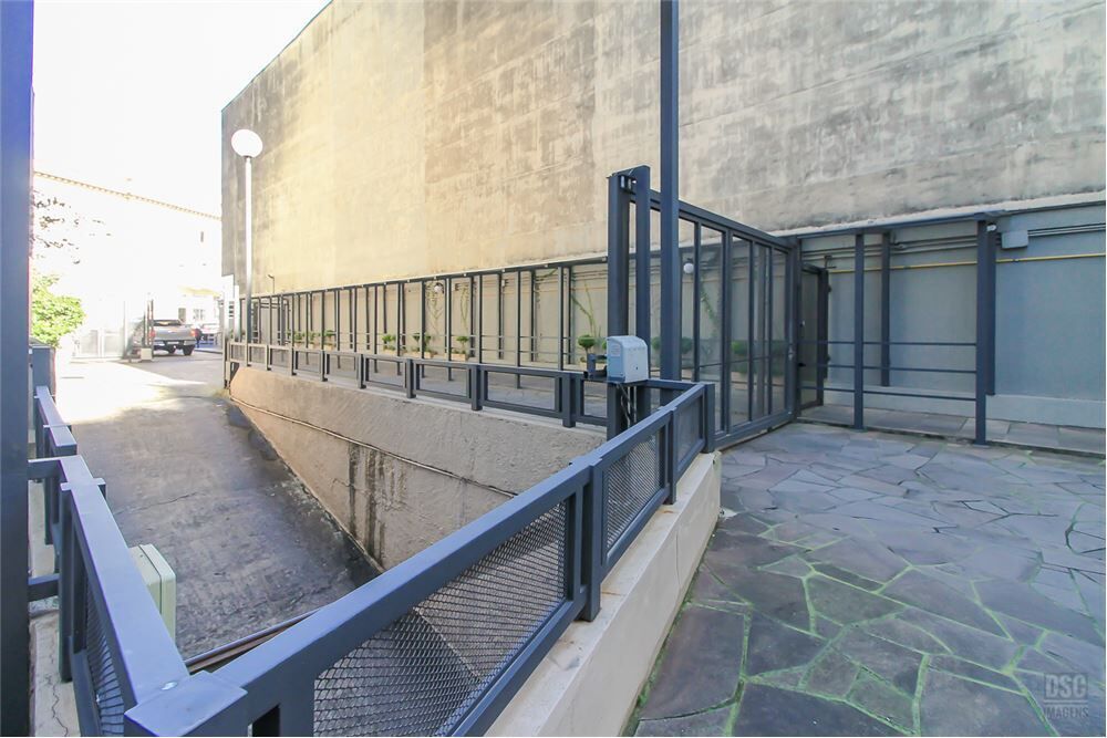 Apartamento à venda com 4 quartos, 207m² - Foto 3
