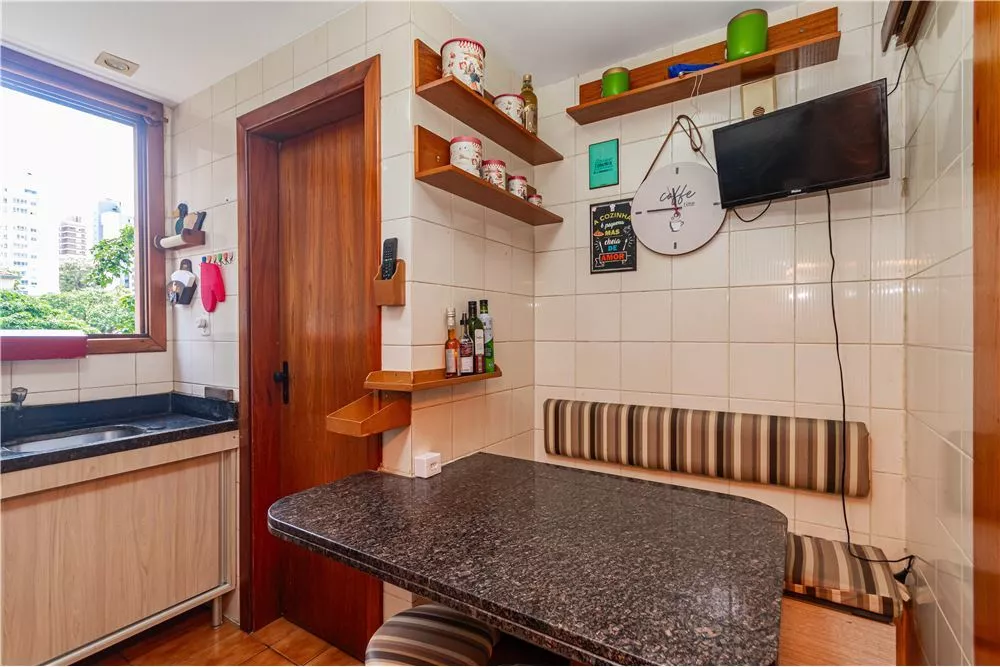 Apartamento à venda com 3 quartos, 123m² - Foto 5