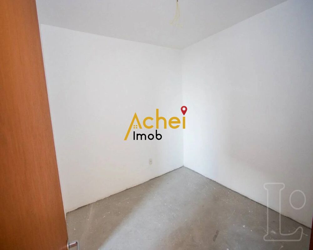 Casa à venda com 3 quartos, 240m² - Foto 8
